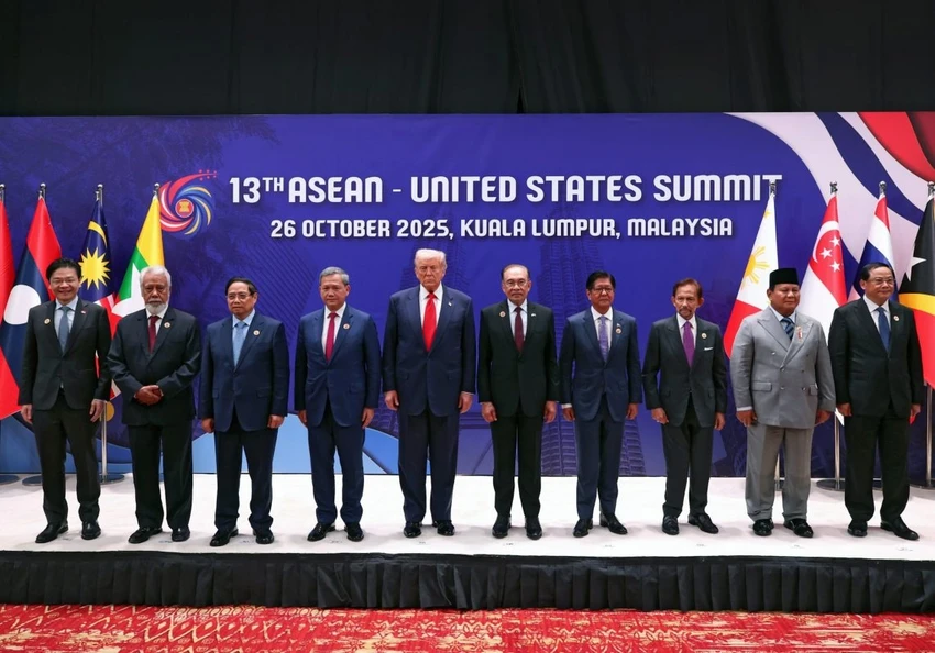 Ông Trump: Mỹ ủng hộ Đông Nam Á 100%