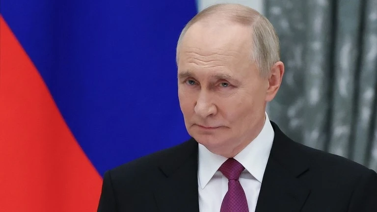 ong-putin-vu-khi-moi-dam-bao-an-ninh-cho-nga-suot-the-ky-21.jpg