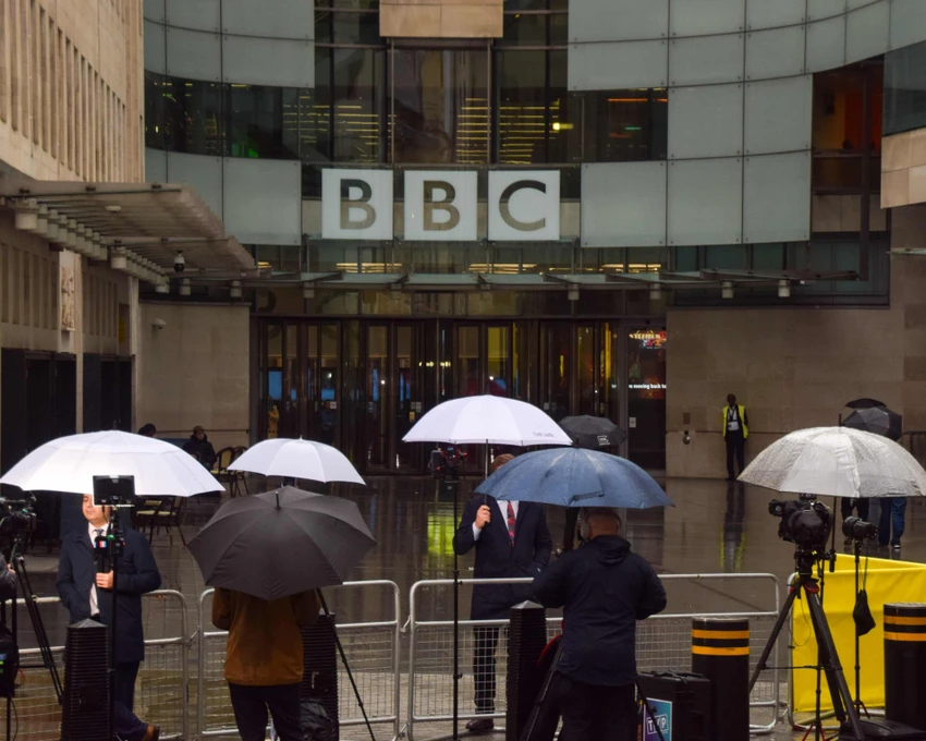 Ông Trump muốn kiện BBC: Liệu có dễ?