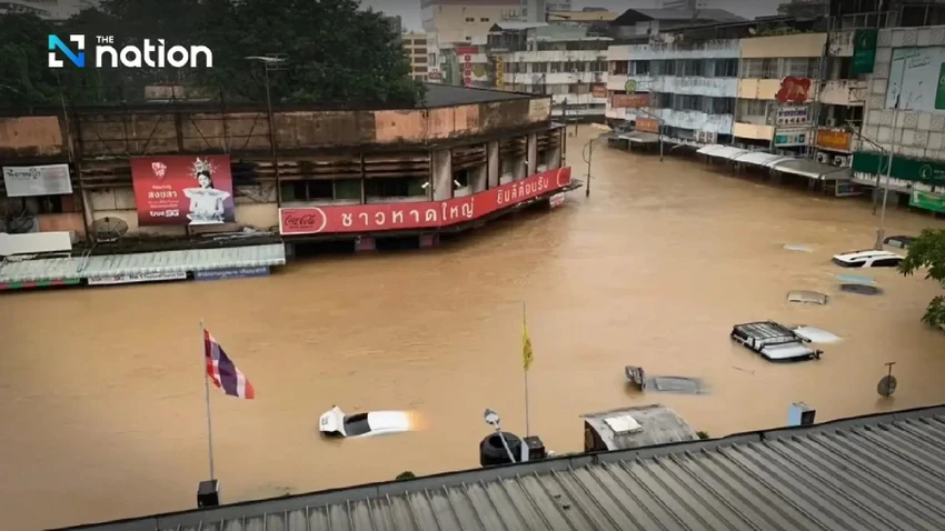 Chùm ảnh: Ngập lụt nghiêm trọng ở miền nam Thái Lan, 13 nười chết; Chính phủ ban bố tình trạng khẩn cấp