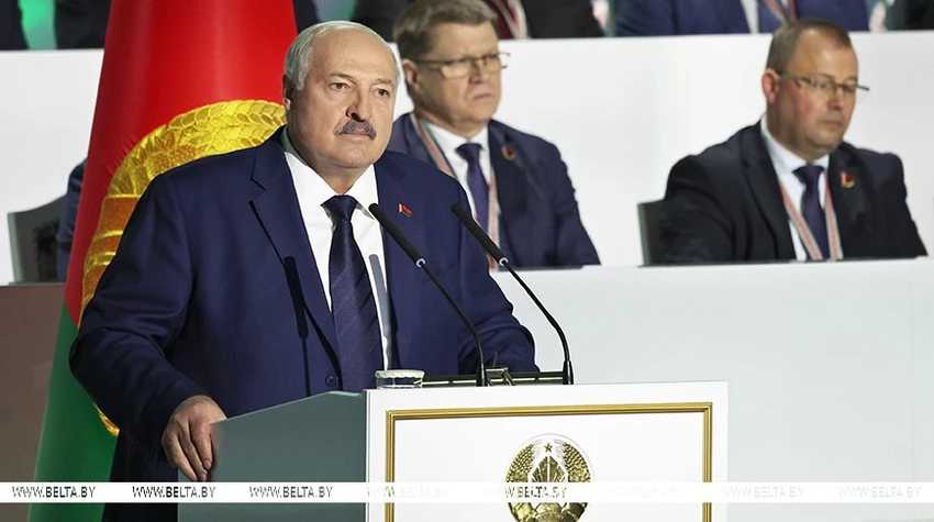 Tổng thống Belarus - ông Alexander Lukashenko phát biểu tại Đại hội Nhân dân Toàn Belarus ở thủ đô Minsk ngày 18-12. Ảnh: BELTA