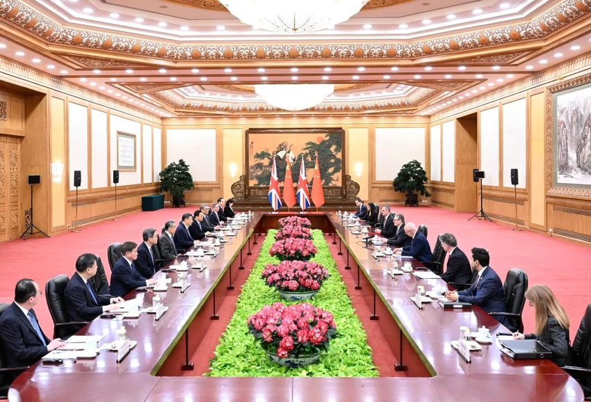 Ông Tập Cận Bình tiếp thủ tướng Anh, kêu gọi ‘chương mới’ cho quan hệ song phương