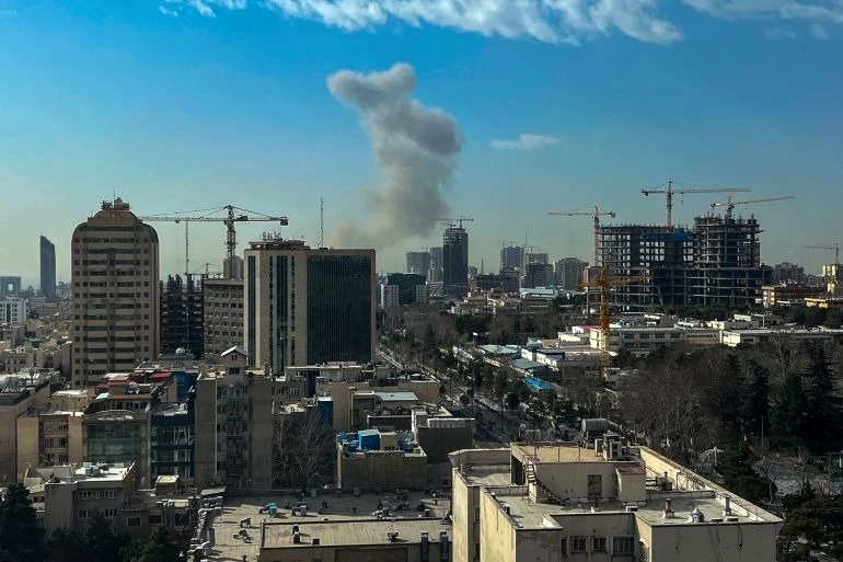 israel-mo-dot-tan-cong-lan-2-vao-iran-tehran-khong-kich-loat-can-cu-my-o-trung-dong-co-nguoi-thiet-mang.jpg