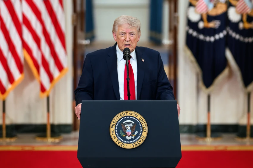 ong-trump-my-bat-dau-ho-tong-tau-qua-eo-bien-hormuz-tu-ngay-4-5.png