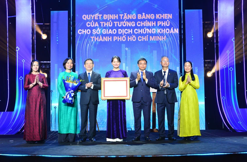 Phó Thủ tướng Hồ Đức Phớc: Thị trường chứng khoán đã có sức hấp dẫn, là công cụ đầu tư hiệu quả