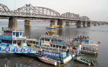 Trung Quốc xây cầu vượt biên giới tới Triều Tiên ảnh 2 Trung Quốc xây cầu vượt biên giới tới Triều Tiên ảnh 2