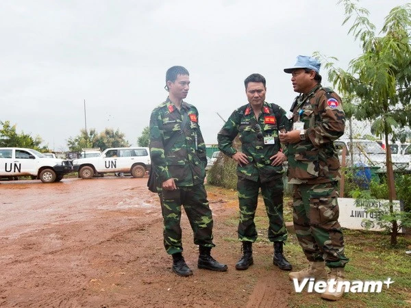 Hình ảnh đầu tiên của hai sỹ quan Việt Nam trong lực lượng giữ gìn hòa bình LHQ ở Sudan ảnh 2 Hình ảnh đầu tiên của hai sỹ quan Việt Nam trong lực lượng giữ gìn hòa bình LHQ ở Sudan ảnh 2