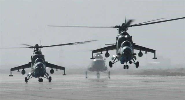 Iraq nhận lô trực thăng Mi-35 từ Nga để giáng trả IS ảnh 1