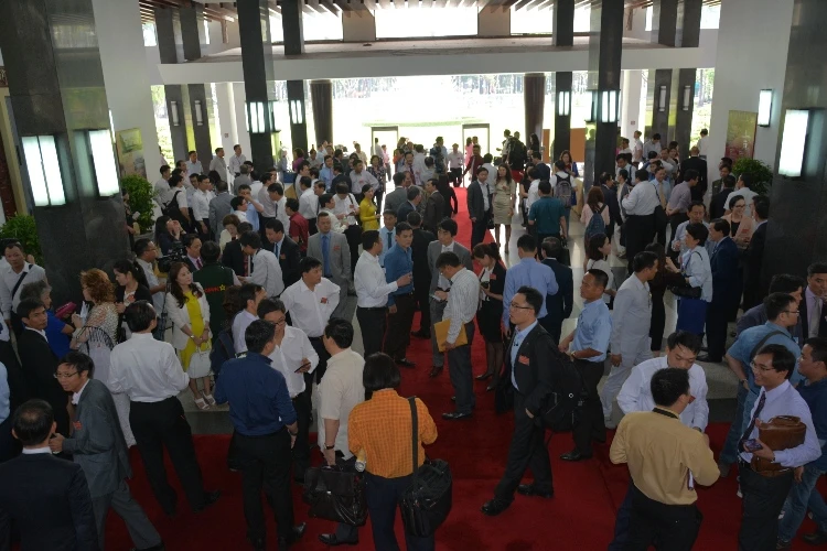 Thủ tướng gặp doanh nghiệp: Các bộ trưởng cam kết quyết liệt cải cách ảnh 2 Thủ tướng gặp doanh nghiệp: Các bộ trưởng cam kết quyết liệt cải cách ảnh 2