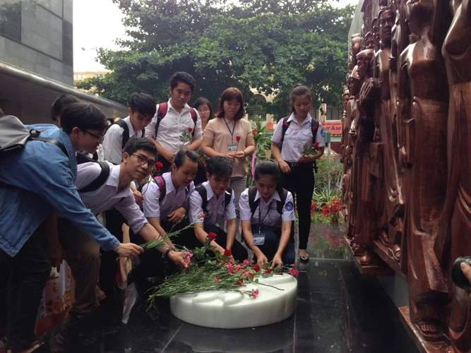 Khánh thành Không gian truyền thống phong trào HSSV Sài Gòn-Gia Định-TP.HCM ảnh 3 Khánh thành Không gian truyền thống phong trào HSSV Sài Gòn-Gia Định-TP.HCM ảnh 3