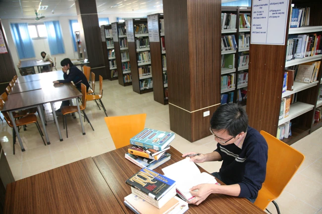 Photo giáo trình học: Xử sao cho ‘vừa’? ảnh 4 Photo giáo trình học: Xử sao cho ‘vừa’? ảnh 4