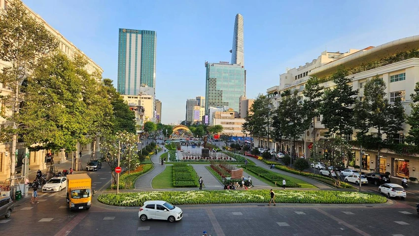 cong-vien-tuong-dai-ho-chi-minh.jpg