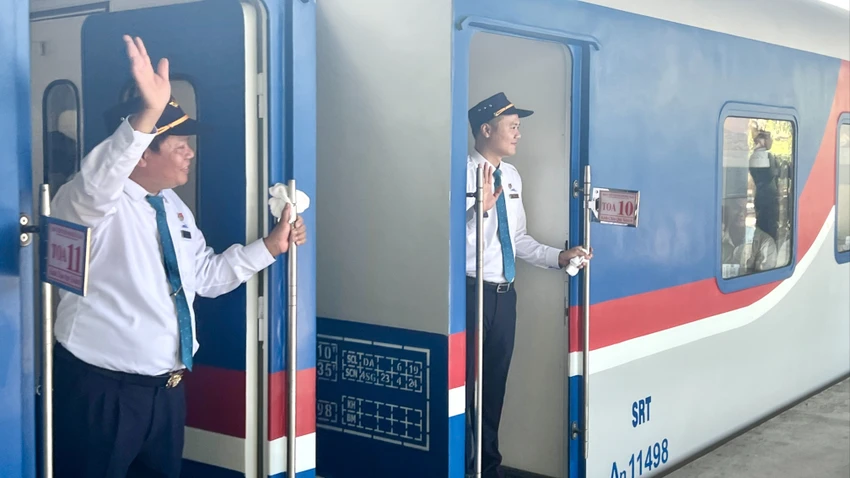 Việc ra mắt đoàn tàu SE21/SE22 chất lượng cao với mong muốn đường sắt trở thành một dịch vụ kết nối, góp phần phát triển du lịch, kinh tế