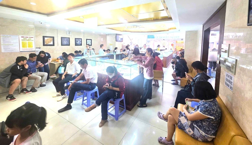 mua-vang-8212-4912.png.jpg