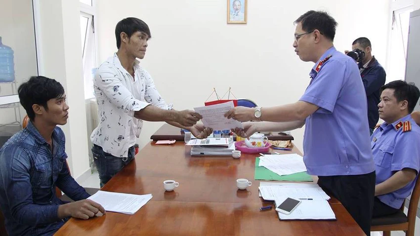 Bình Chánh: Ba cơ quan tố tụng xin lỗi người bị oan ảnh 1 Bình Chánh: Ba cơ quan tố tụng xin lỗi người bị oan ảnh 1