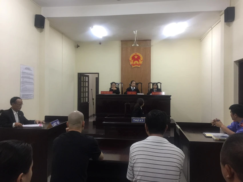 Toà chậm đưa vụ án ra xét xử, bị VKS tuýt còi