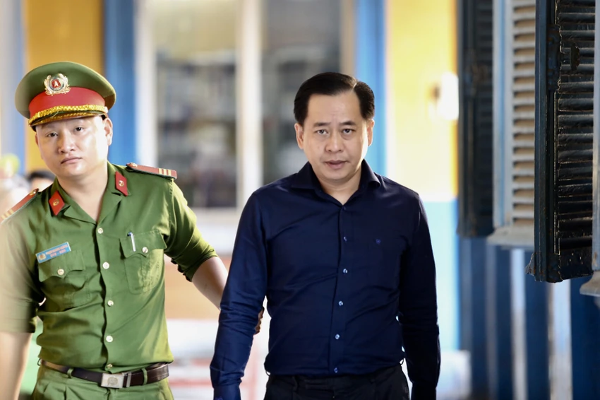 Đang tuyên án vụ Vũ 'nhôm' và Trần Phương Bình ảnh 3