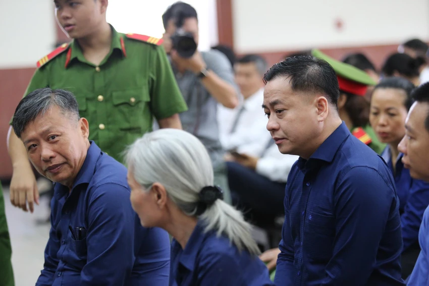 Vũ 'nhôm' và những lời khai tại phiên tòa phúc thẩm ảnh 3 Vũ 'nhôm' và những lời khai tại phiên tòa phúc thẩm ảnh 3
