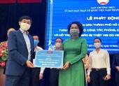 Doanh nhân Johnathan Hạnh Nguyễn góp 25 tỉ đồng chống COVID-19