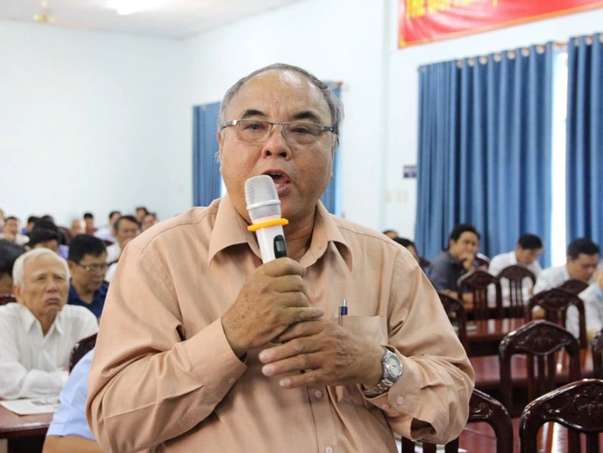 Ông Quyện trong một lần gặp gỡ đại biểu Quốc hội trình bày về vụ án. Ảnh: PL Ông Quyện trong một lần gặp gỡ đại biểu Quốc hội trình bày về vụ án. Ảnh: PL