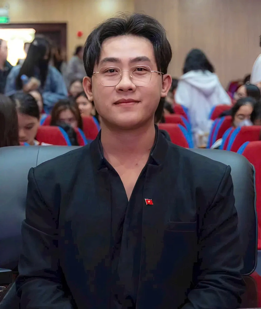 nguyen hieu van.jpg