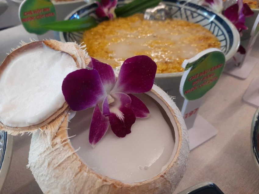 Món ăn đặc trưng từ dừa. Ảnh: ĐH Món ăn đặc trưng từ dừa. Ảnh: ĐH