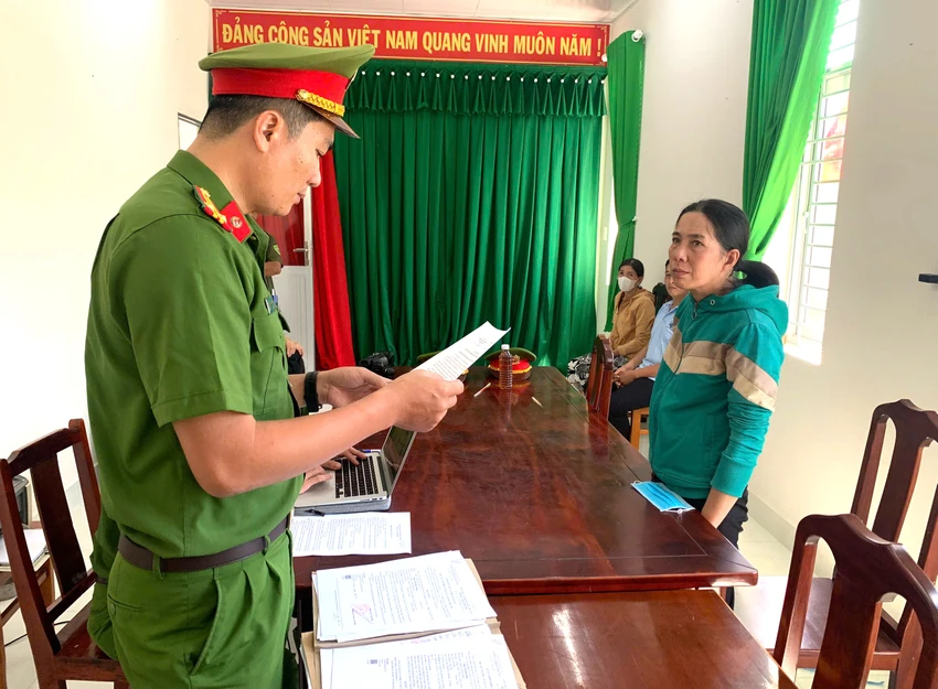 nữ kế toán