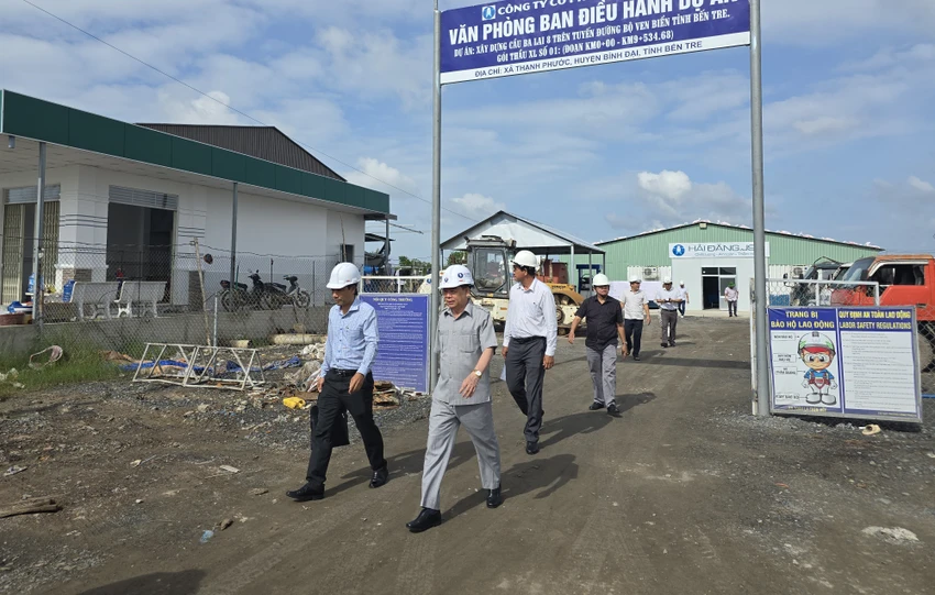 Dự án cầu Ba Lai 8 thi công vướng mặt bằng