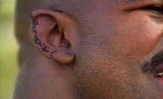 Mike Tyson thượng đài ở tuổi 53 và kẻ thách đấu Holyfield ảnh 4