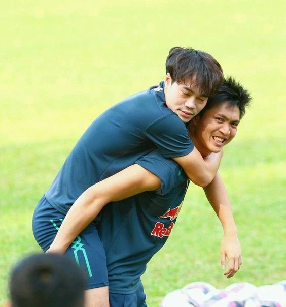 "Toàn cứ ngủ ngon, mở mắt là có chiến thắng tụi mình lo". Ảnh: MXH "Toàn cứ ngủ ngon, mở mắt là có chiến thắng tụi mình lo". Ảnh: MXH
