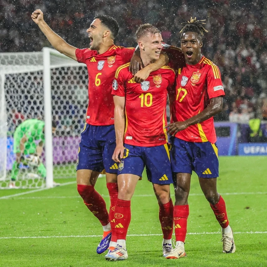 vào bóng triệt hạ của Toni Kroos _TBN.jpg