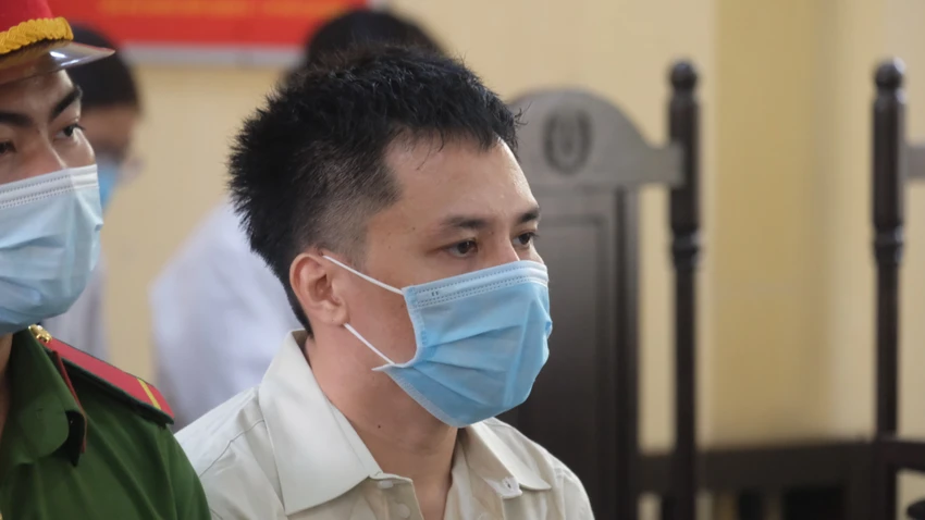 Bị cáo Nguyễn Hoàng Phi. ẢNH: SONG MAI