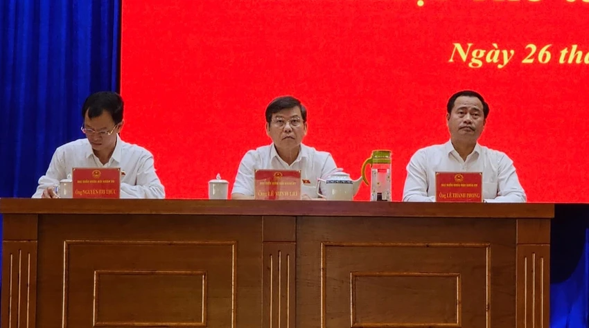 Tổ ĐBQH TP.HCM đơn vị số 3 tiếp xúc cử tri quận 5, quận 8 và quận 11. Ảnh: SONG MAI Tổ ĐBQH TP.HCM đơn vị số 3 tiếp xúc cử tri quận 5, quận 8 và quận 11. Ảnh: SONG MAI