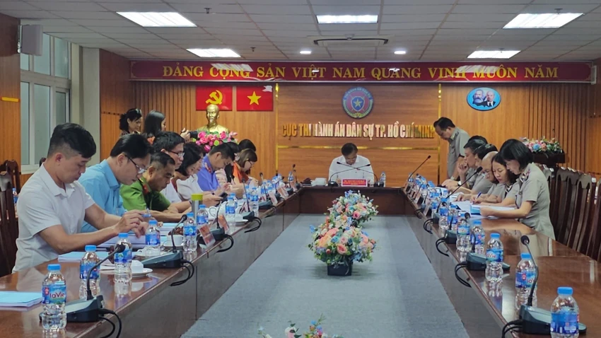 cham-thi-hanh-an-hanh-chinh