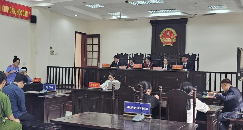 sinh-vien-khoa-luat-tham-gia-cuoc-thi-phien-toa-gia-dinh