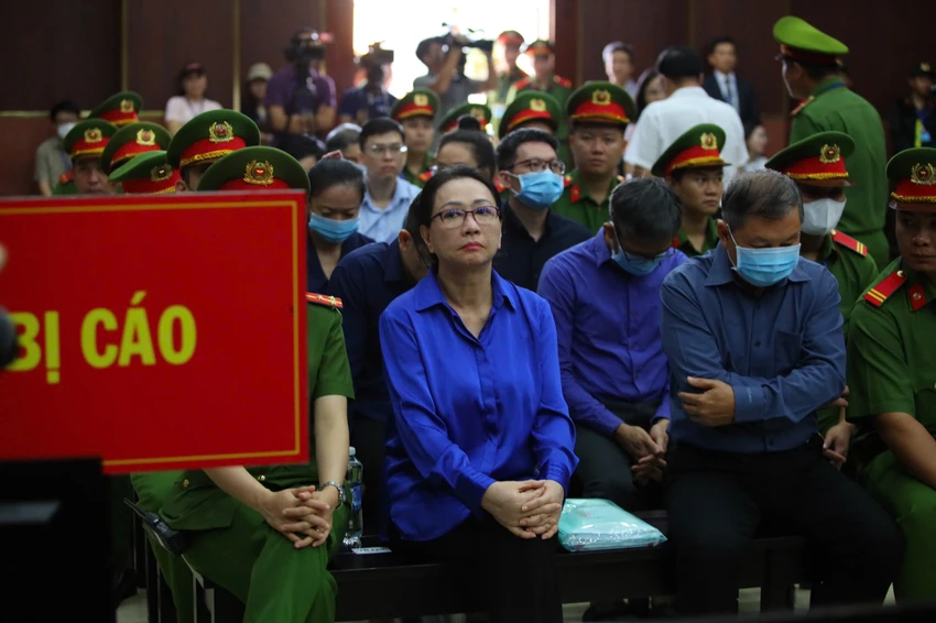 Trương Mỹ Lan .jpg