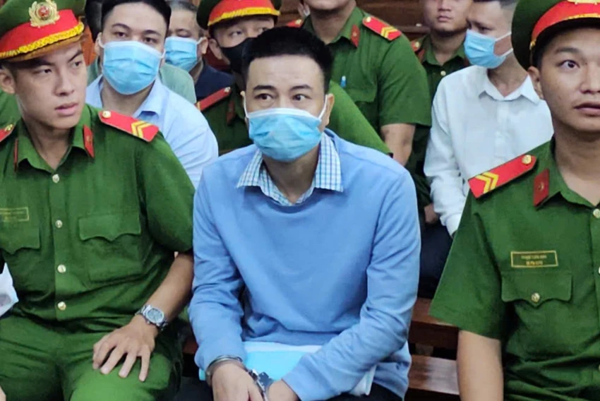 nhan-vien-giao-hang-hoc-hoi-kinh-nghiem-mo-cong-ty-ma-ban-trai-phep-hoa-don-1.jpg