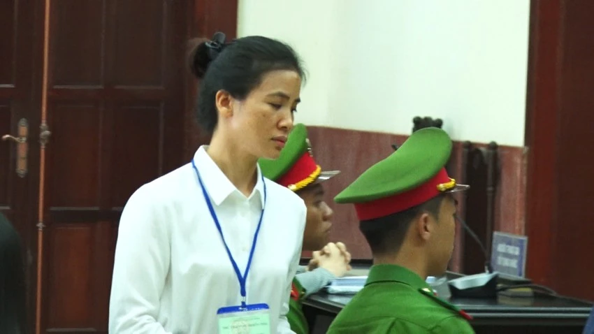 hai-nhan-vien-cua-ba-nguyen-phuong-hang-duoc-tha-tu-truoc-thoi-han-.jpeg