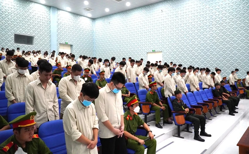 đòi nợ thuê