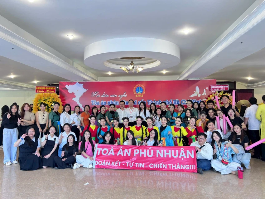 tand-hai-cap-tai-tp-hcm-to-chuc-hoi-dien-van-nghe-4.jpeg