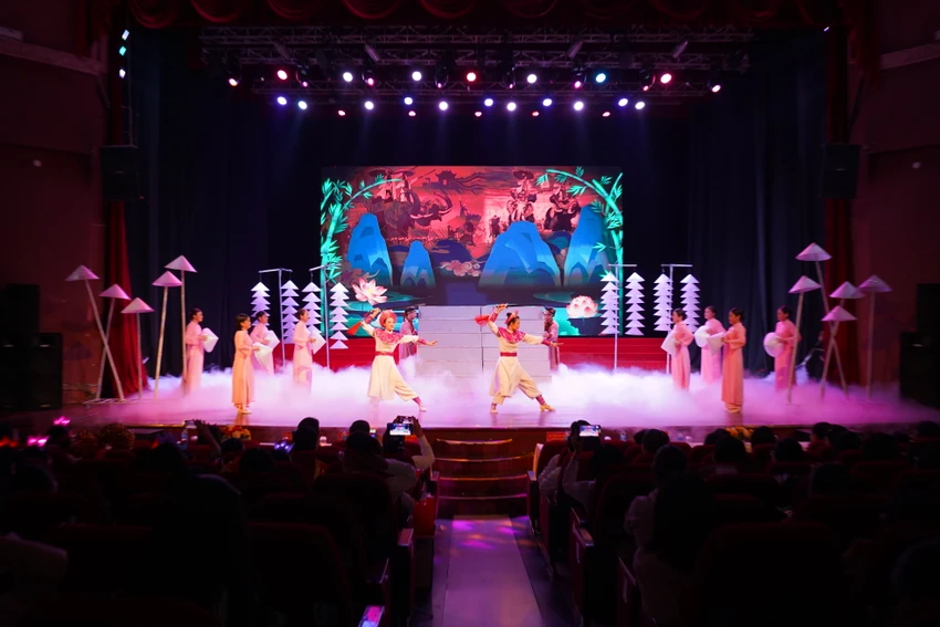 tand-hai-cap-tai-tp-hcm-to-chuc-hoi-dien-van-nghe.JPG