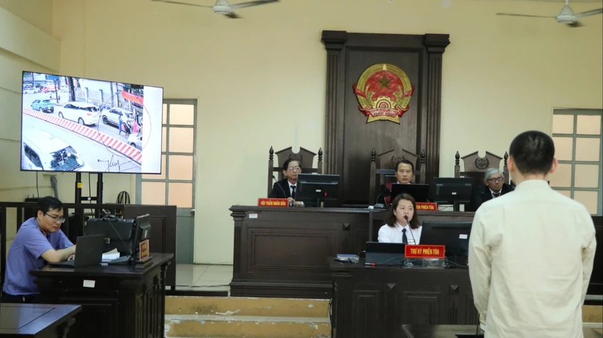 tai-xe-danh-nguoi-gan-benh-vien-tu-du-4.jpg