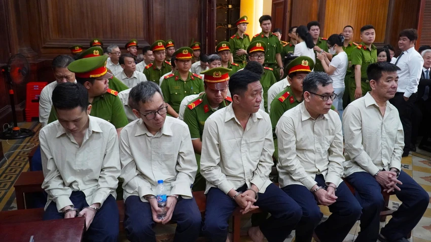 Cựu Giám đốc Sở TN&MT An Giang xin… đính chính chỉ nhận hối lộ 17 lần, không phải 20