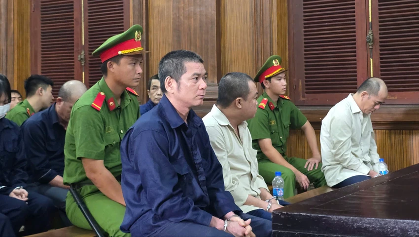 bi-cao-cam-dau-duong-day-san-xuat-buon-ban-thuoc-gia-lanh-16-nam-6-thang-tu.jpg