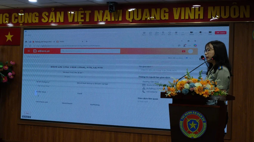cuc-thads-tp-hcm-ung-dung-he-thong-bien-lai-dien-tu-de-chi-tra-tien-cho-cac-trai-chu-vu-van-thinh-phat-2.jpg