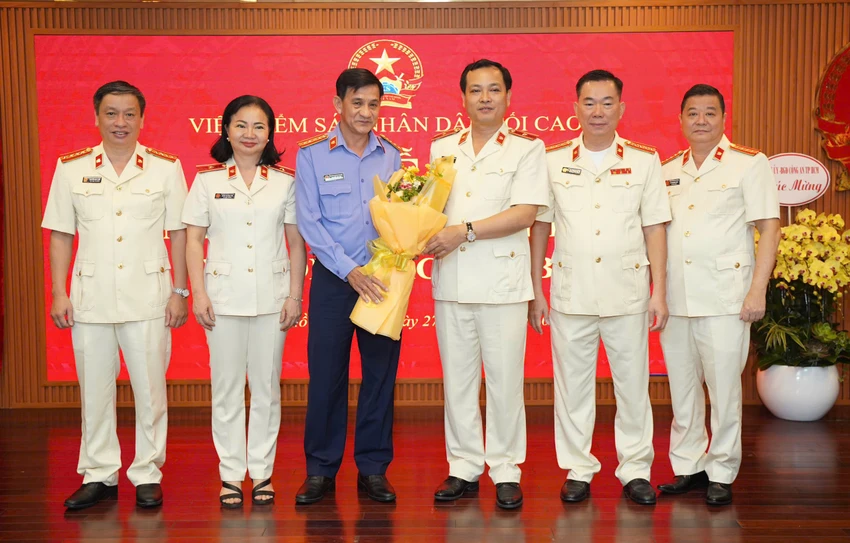 pho-vien-truong-nguyen-van-tan.jpg
