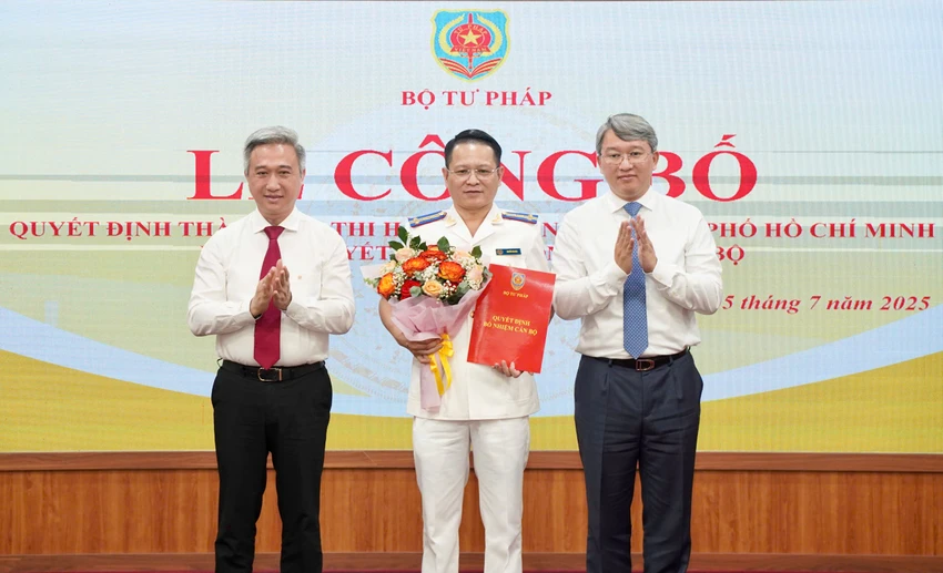 Công bố lãnh đạo Thi hành án dân sự TP.HCM và 19 trưởng phòng THADS khu vực