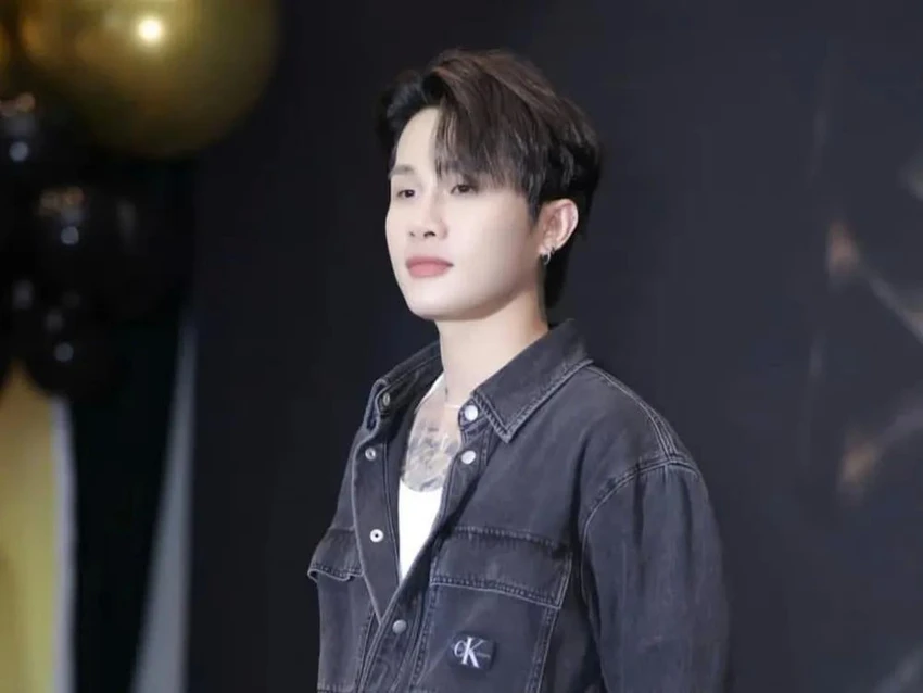 chuyen-ho-so-vu-an-tranh-chap-ve-xac-dinh-cha-cho-con-cua-ca-si-jack-j97-den-toa-co-tham-quyen-.jpg