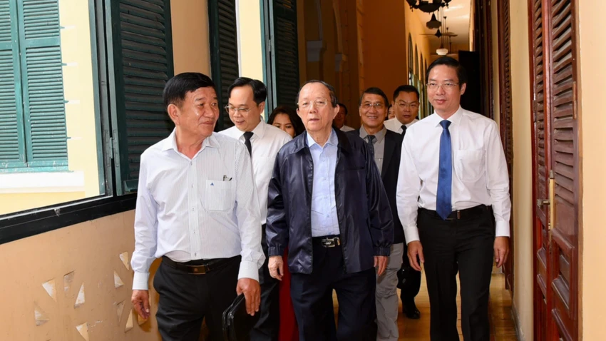 Lễ kỷ niệm 80 năm ngày thành lập Tòa án nhân dân là dịp để gặp gỡ lãnh đạo tòa án các thời kỳ. Ảnh: TRẦN LINH