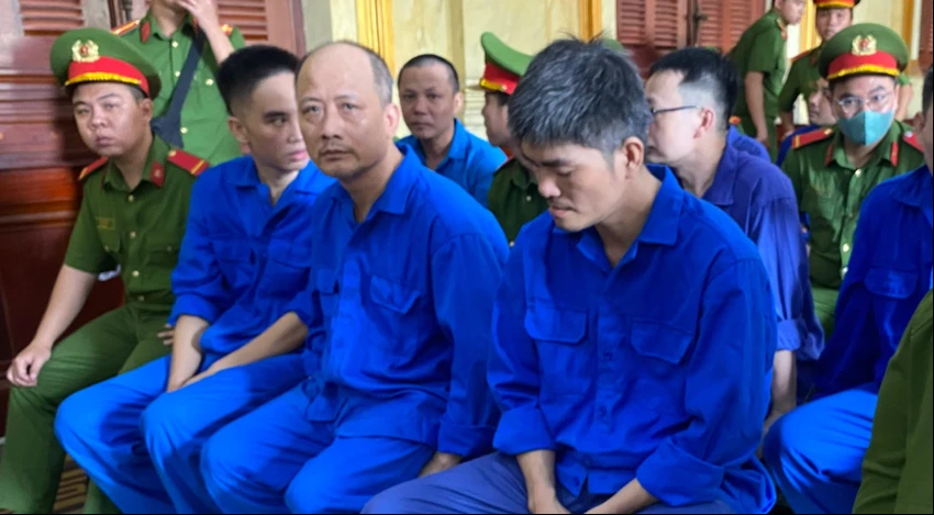 buôn lậu 113 kg vàng